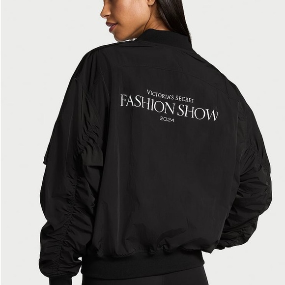 Victoria’s Secret Fashion Show 24 Parachute Bomber Jacket NWT XS SOLD OUT!! - Picture 3 of 6